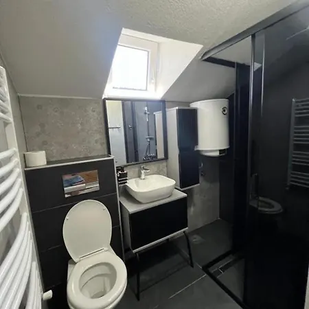 Defakto Vrnjačka Banja