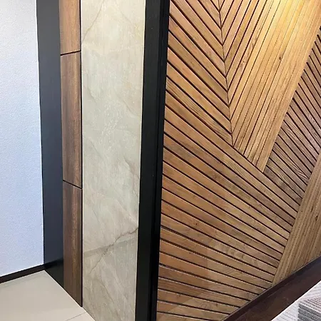 Defakto * Vrnjačka Banja