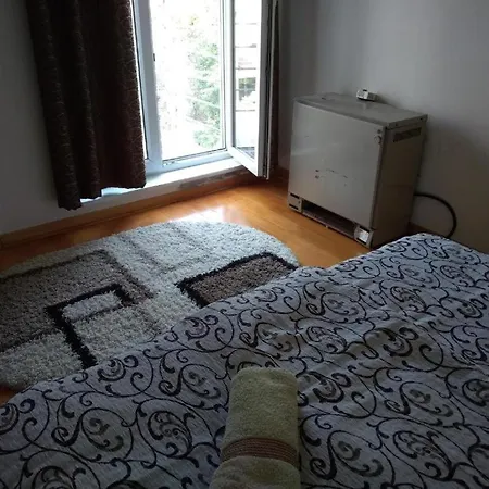 Defakto * Vrnjačka Banja